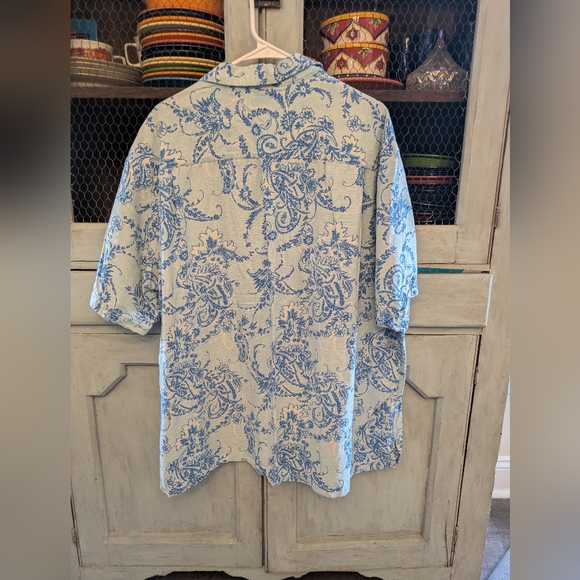 Caribbean Blue and Cream Paisley Men's Shirt - Picture 3 of 3